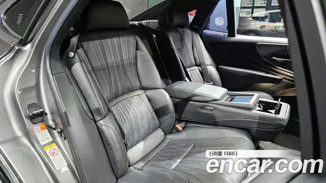Lexus LS500 2018 — Şəkil 5/20
