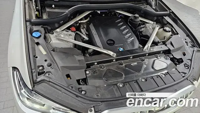 BMW X6 2023 — Photo 14/20