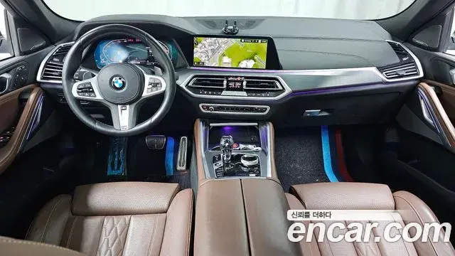 BMW X6 2023 — Photo 18/20