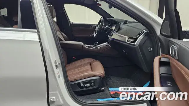 BMW X6 2023 — Photo 5/20