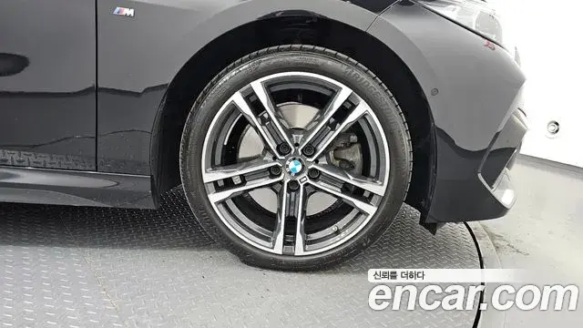BMW 2 Series Gran Coupe 2023 — Photo 15/20