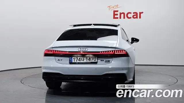 Audi A7 2022 — Photo 18/20