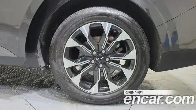 Kia Carnival 2021 — Фото 5/20