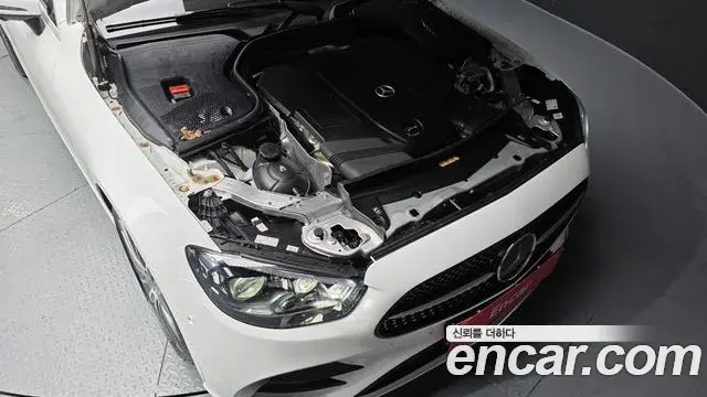 Mercedes-Benz E-Class 2021 — Фото 6/20