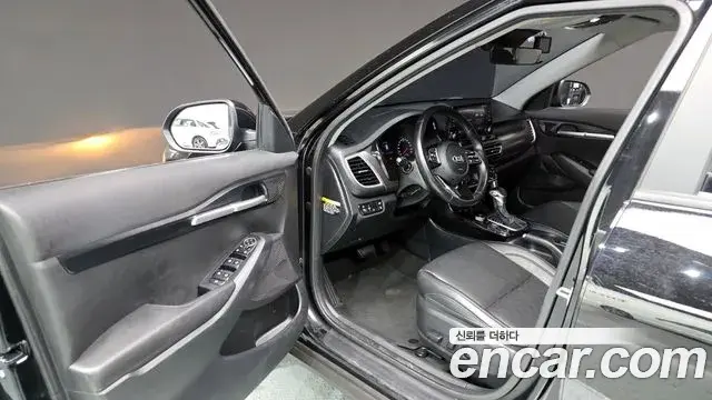 Kia Seltos 2020 — Şəkil 9/20