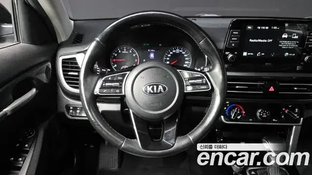 Kia Seltos 2020 — Şəkil 19/20