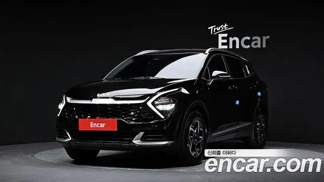 Kia Sportage 2021 — ფოტო 3/20