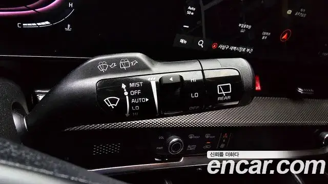 Kia Sportage 2021 — ფოტო 16/20