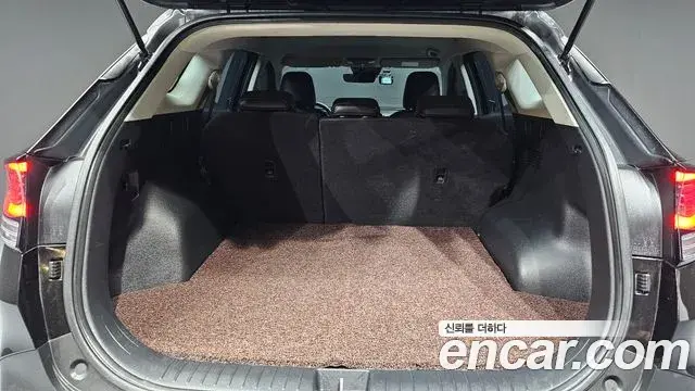 Kia Sportage 2021 — ფოტო 4/20