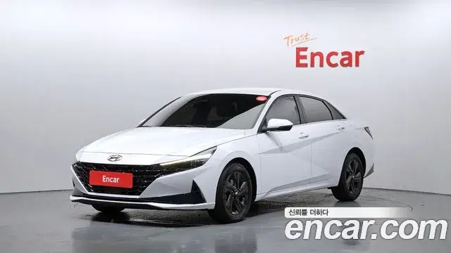 Hyundai The New Avante Hybrid 2021 — Photo 14/20