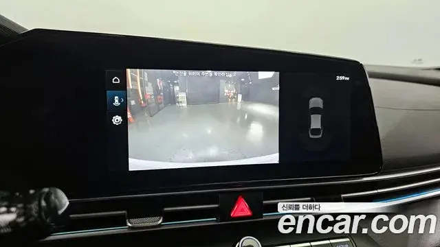 Hyundai The New Avante Hybrid 2021 — Photo 8/20