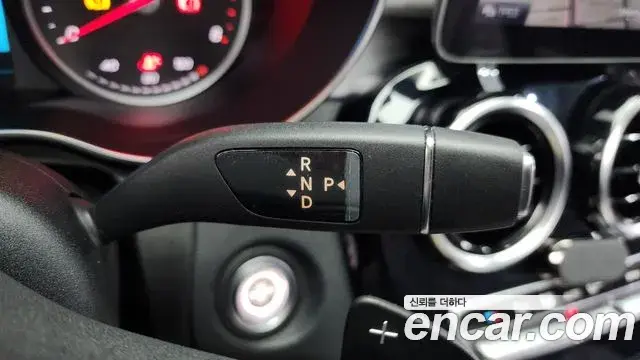 Mercedes-Benz C-Class 2020 — Şəkil 6/20