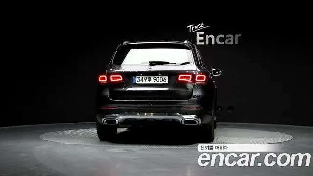 Mercedes-Benz GLC-Class 2022 — Photo 13/20