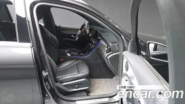 Mercedes-Benz GLC-Class 2022 — Photo 20/20