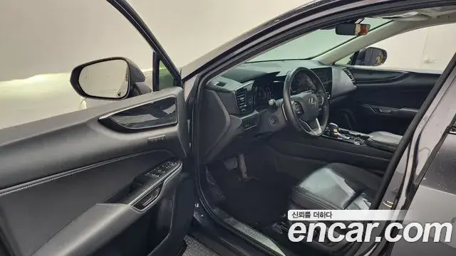 Lexus NX350h 2024 — Şəkil 18/20