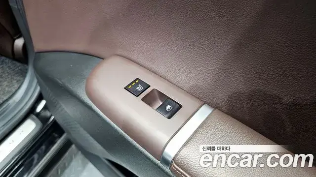 Hyundai Grandeur Hybrid 2023 — Şəkil 7/20
