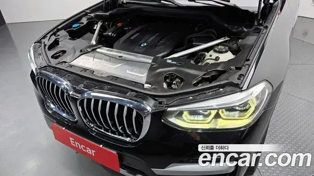 BMW X3 2018 — Фото 6/20