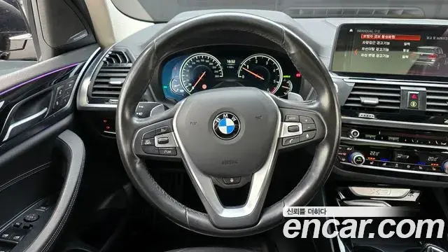 BMW X3 2018 — Фото 13/20