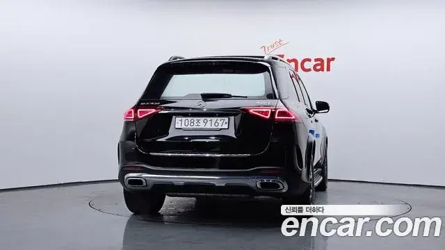 Mercedes-Benz GLE-Class 2020 — ფოტო 7/20
