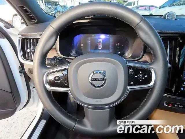Volvo S90 2023 — ფოტო 19/19