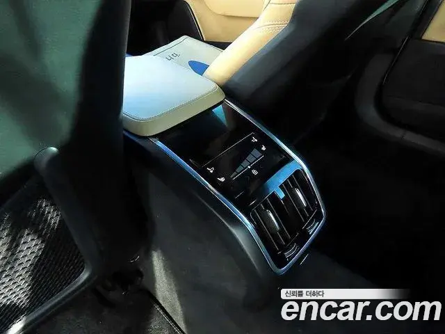 Volvo S90 2023 — ფოტო 4/19
