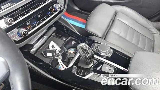BMW X4 2021 — Фото 9/20