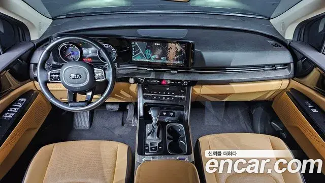 Kia Carnival 2020 — Фото 7/20