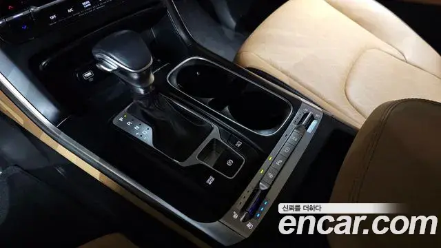 Kia Carnival 2020 — Фото 9/20