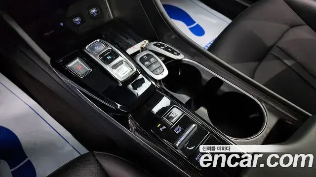 Hyundai Sonata Hybrid 2020 — Şəkil 14/20