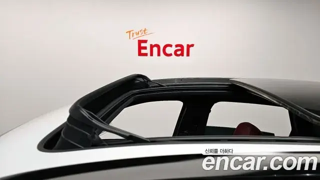 Porsche Macan 2021 — Photo 13/20