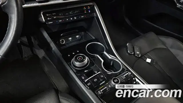 Kia K5 2019 — Photo 11/20