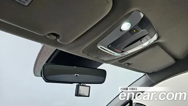 Kia K5 2019 — Photo 8/20