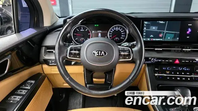Kia Carnival 2020 — Şəkil 15/20