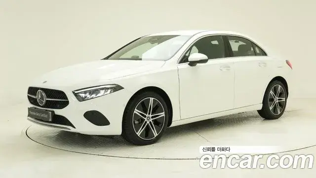 Mercedes-Benz A-Class 2025 — ფოტო 1/17