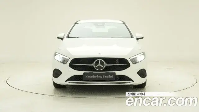 Mercedes-Benz A-Class 2025 — ფოტო 16/17