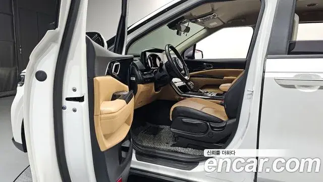Kia Carnival 2023 — Şəkil 5/20