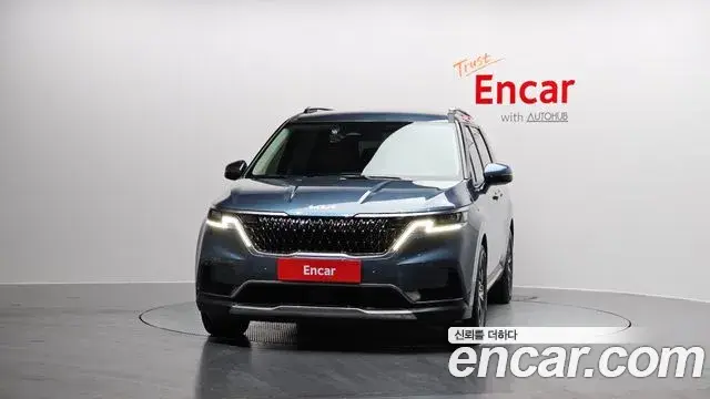 Kia Carnival 2022 — Фото 3/20