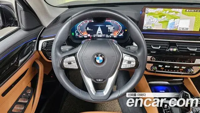 BMW 5 Series 2023 — ფოტო 4/20