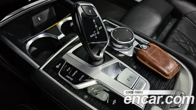 BMW 7 Series 2018 — ფოტო 2/20