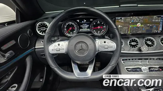 Mercedes-Benz E-Class 2019 — Photo 14/20
