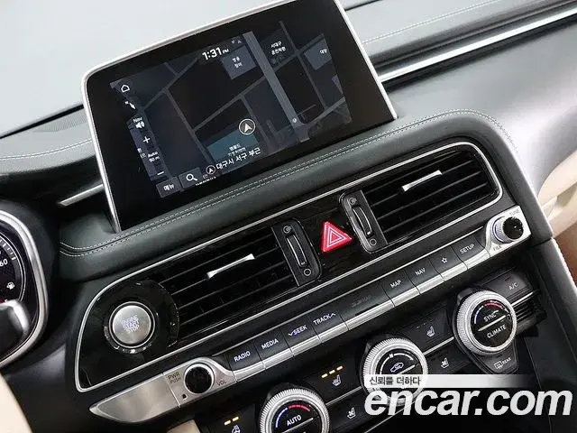 Genesis G70 2019 — ფოტო 18/20