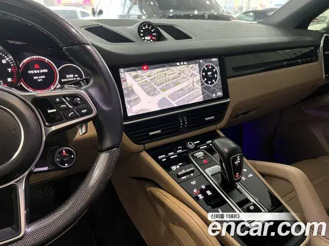 Porsche Cayenne 2020 — Photo 3/20