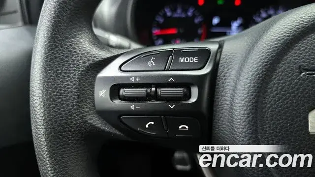 Kia Morning Urban 2023 — Photo 13/20