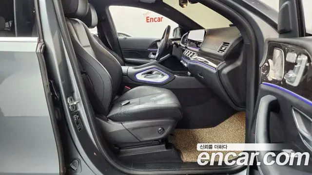 Mercedes-Benz GLE-Class 2022 — ფოტო 2/20