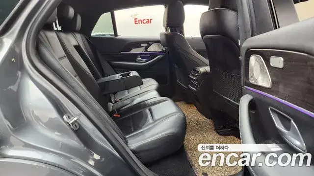 Mercedes-Benz GLE-Class 2022 — ფოტო 19/20
