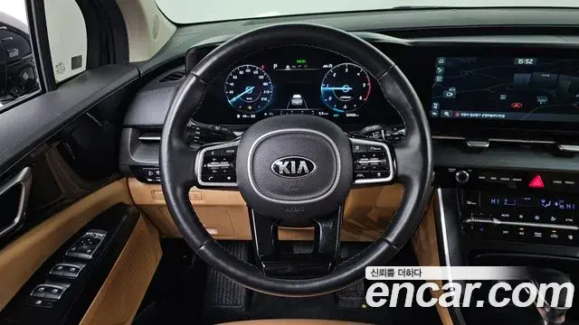 Kia Carnival 2021 — Фото 13/20