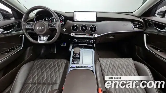 Kia Stinger Meister 2022 — ფოტო 4/20
