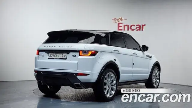 Land Rover Range Rover Evoque 2019 — Фото 2/20