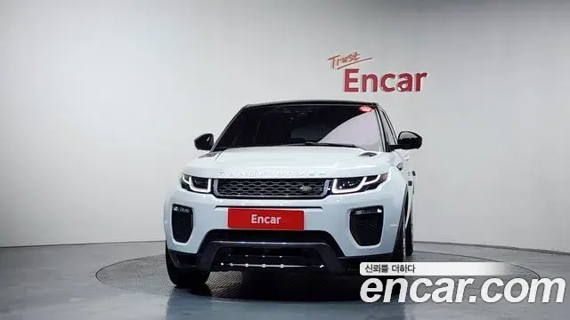 Land Rover Range Rover Evoque 2019 — Фото 3/20