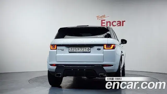 Land Rover Range Rover Evoque 2019 — Фото 4/20